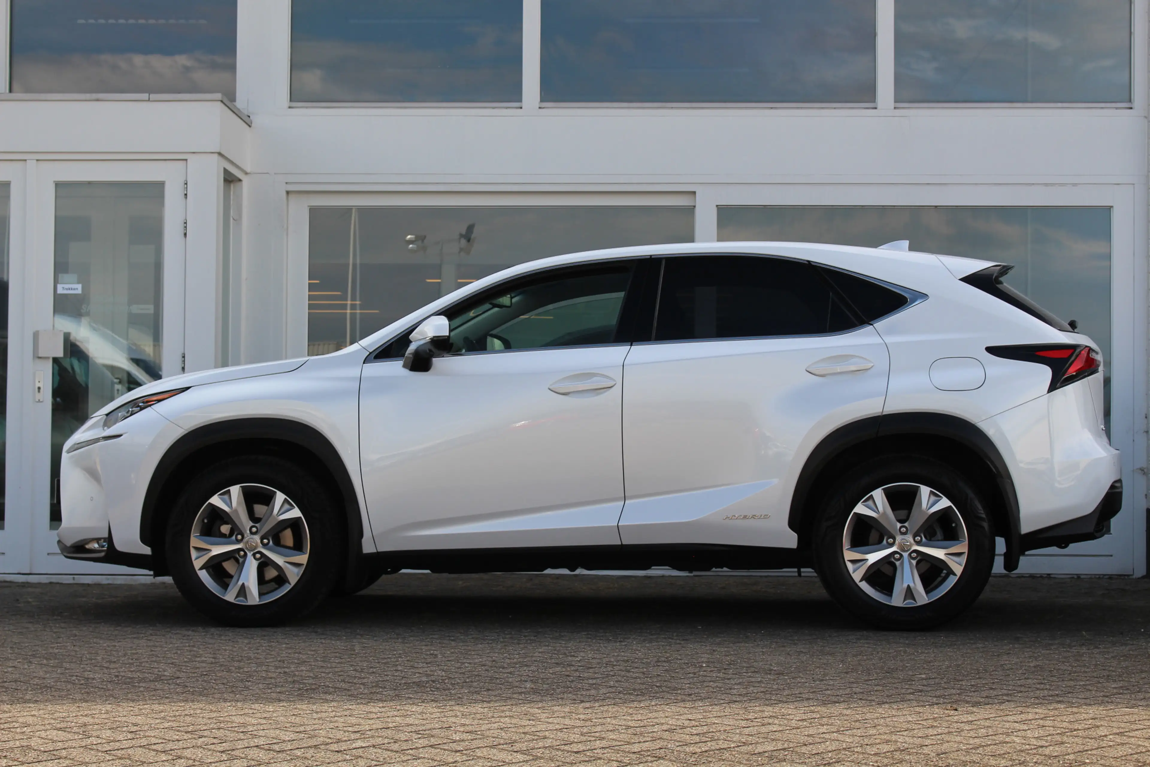 Lexus NX 300h AWD Hybride President Line I Parelwit I Pano I Mar — photo 13