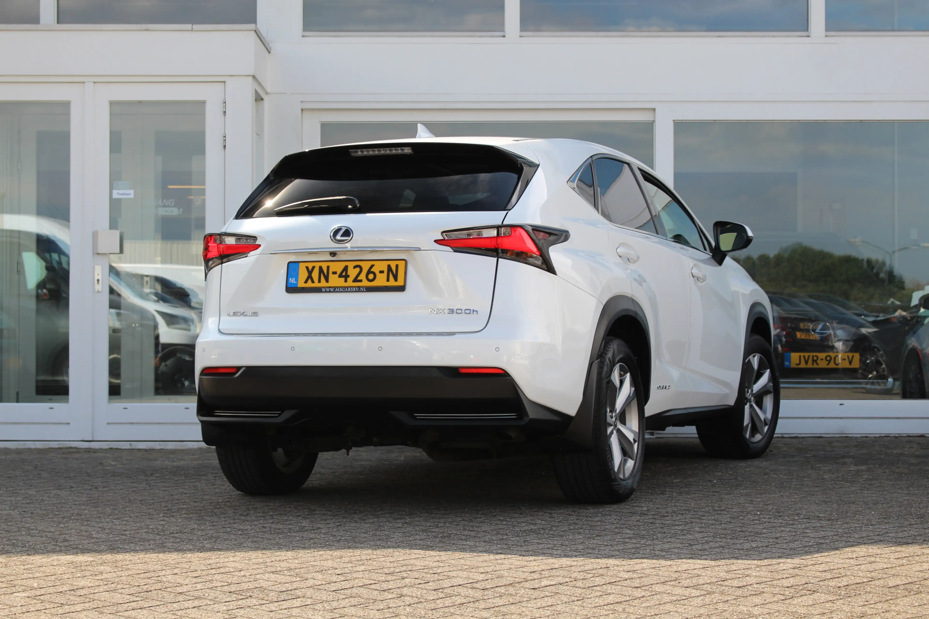 Lexus NX 300h AWD Hybride President Line I Parelwit I Pano I Mar — photo 2