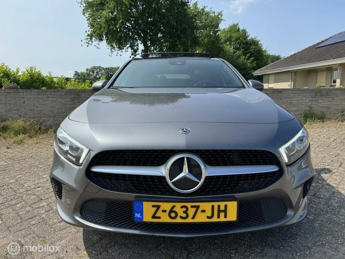 Mercedes-Benz A 180 Business Solution AMG | Pano | Leder Grijs - 2
