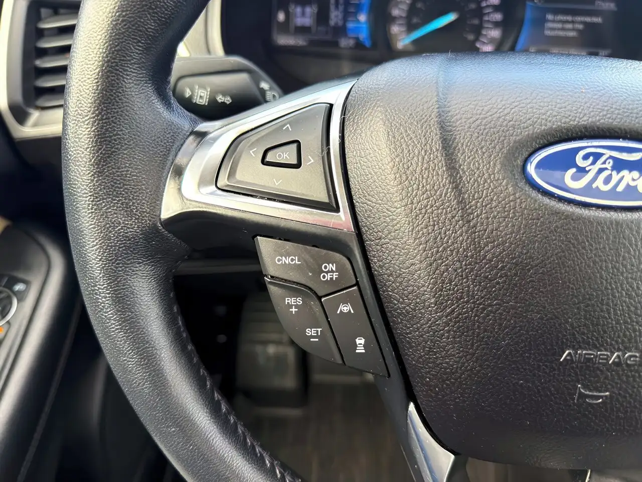 Ford Edge снимка Ford Edge