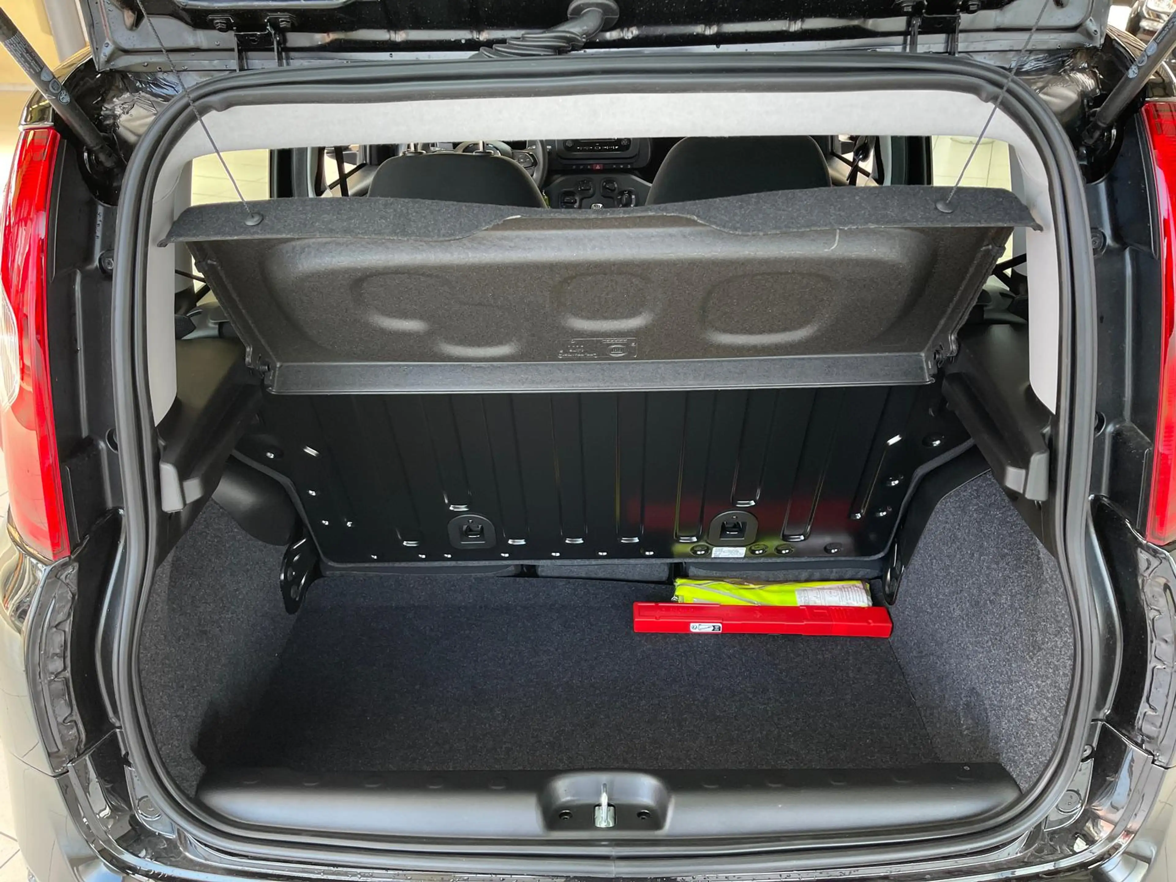 Fiat Panda 1.0 Mild Hybrid Pandina Pop+Klima+PDC hi.+ — photo 12
