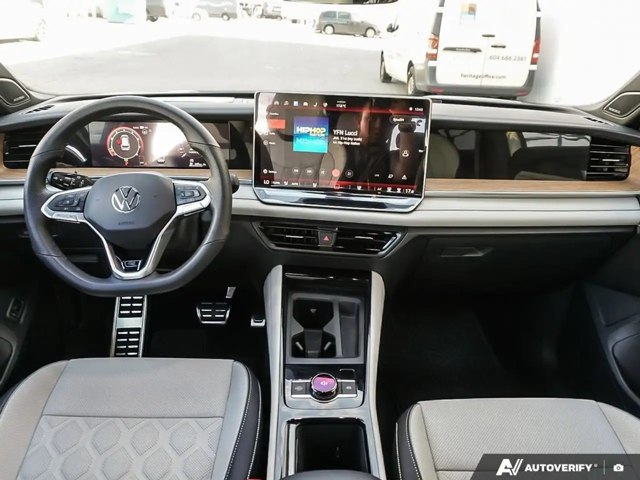 Volkswagen Tiguan снимка Volkswagen Tiguan