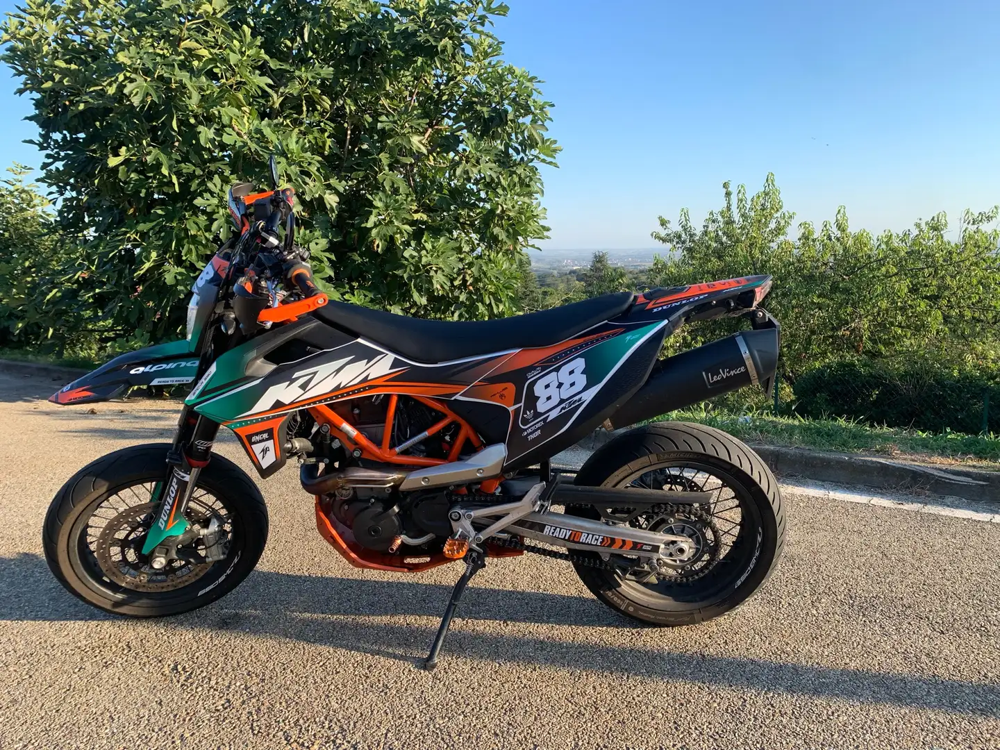KTM 690 SMC R R - 2