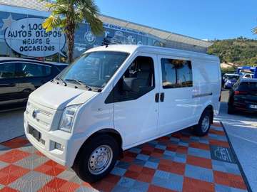 CABINE APPROFONDIE 4 Places Caméra 2 Portes Lat. Clim. Bluetooth Hayon T´lé