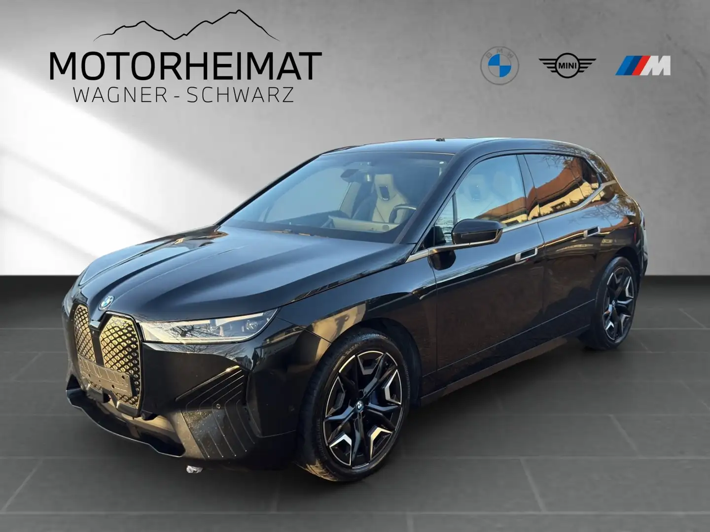 BMW iX xDrive40 Sportpaket 22" Multif.Sitze Wärmepaket Schwarz - 1