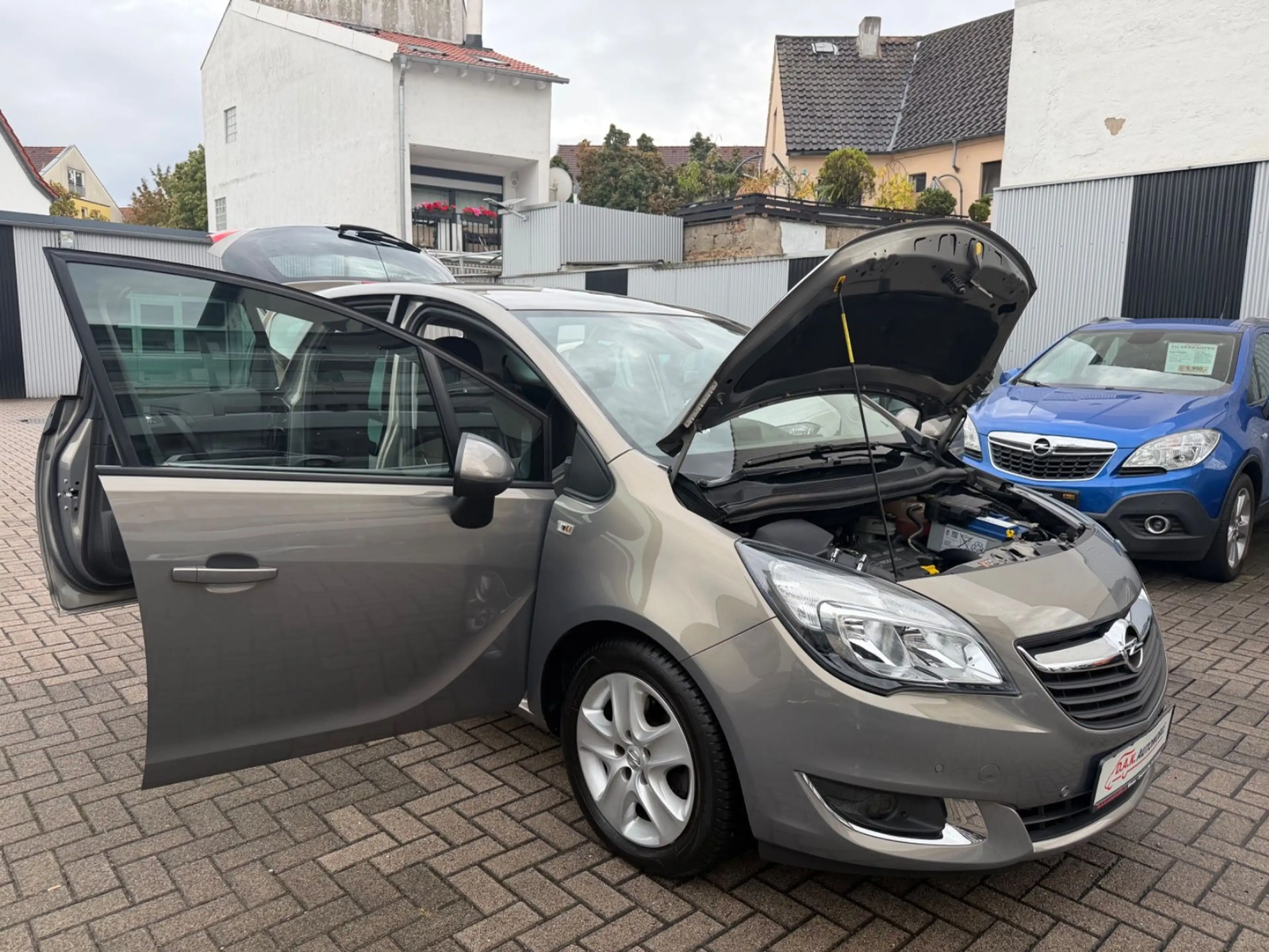 Opel Meriva B Edition 1.Hand+83TKM+PDC+SHZ+Allwetter — photo 7