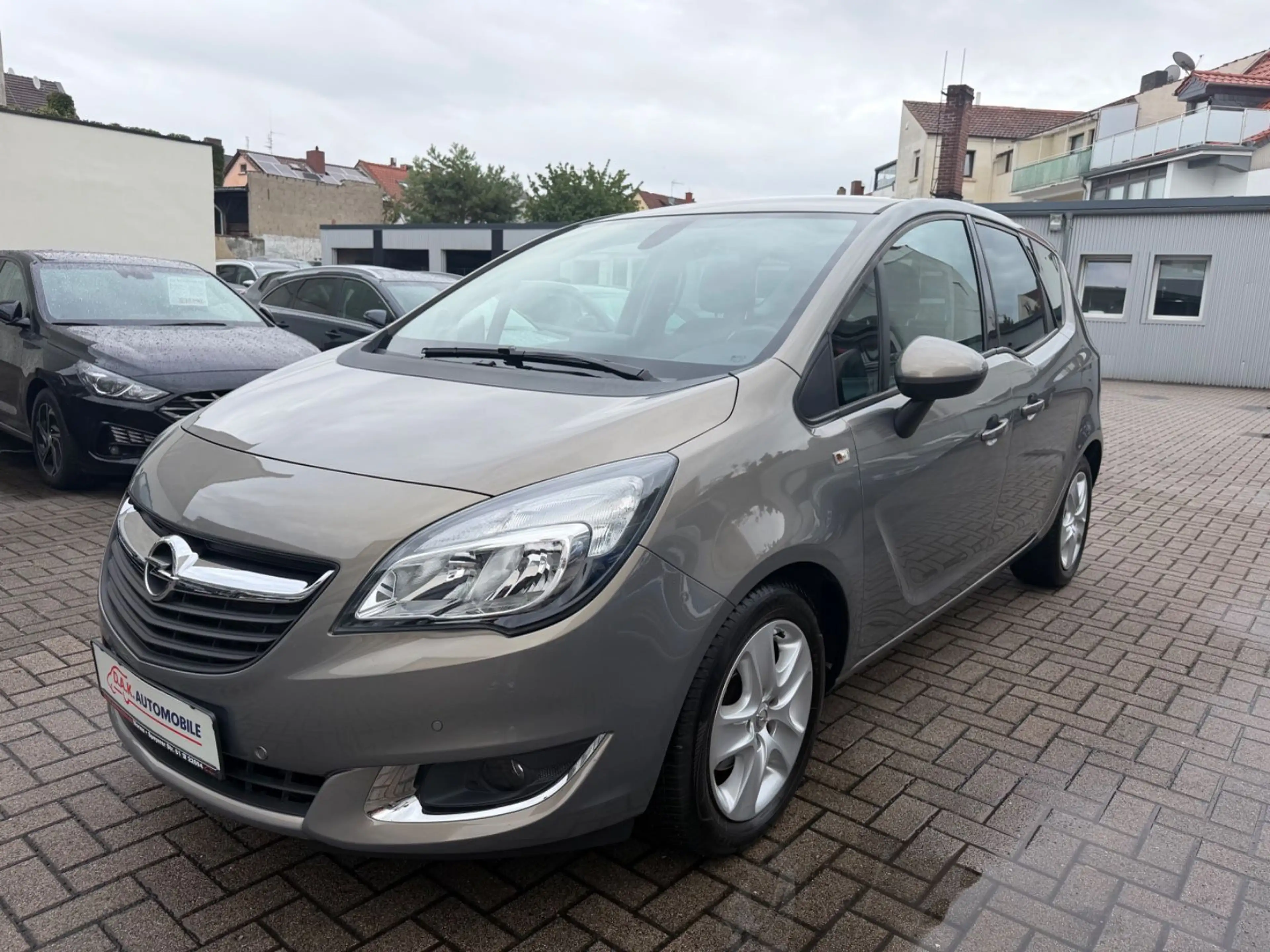 Opel Meriva B Edition 1.Hand+83TKM+PDC+SHZ+Allwetter — photo 3