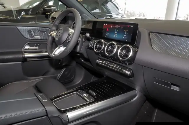 Mercedes-Benz B-Class view 7