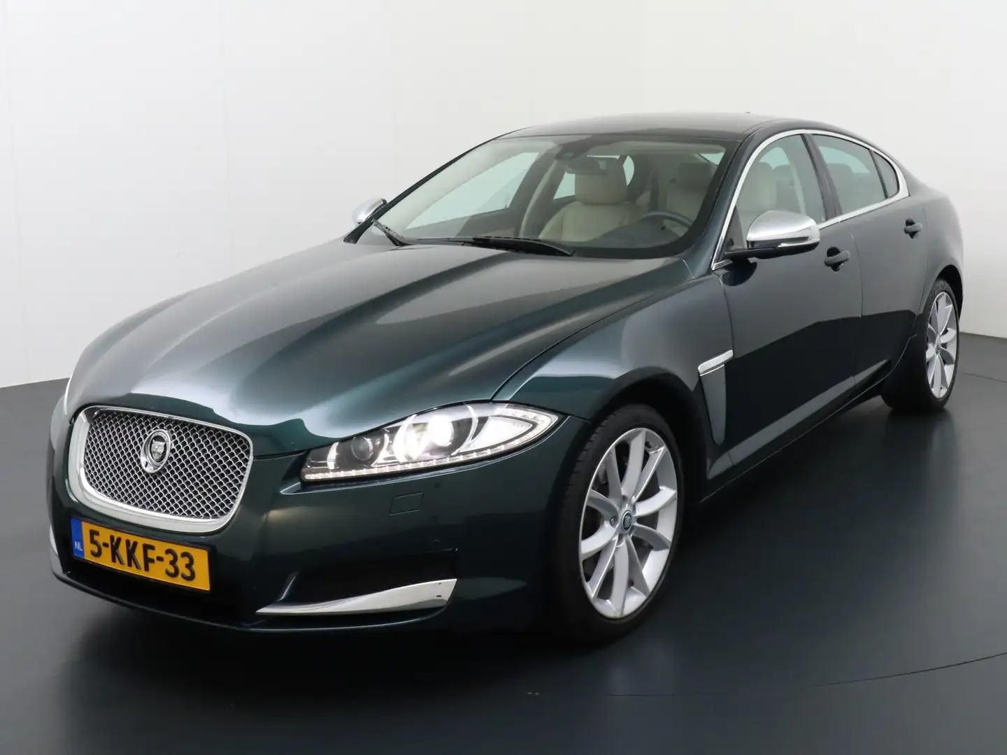 Jaguar XF 2.2D S Premium Business Edition Verde - 1