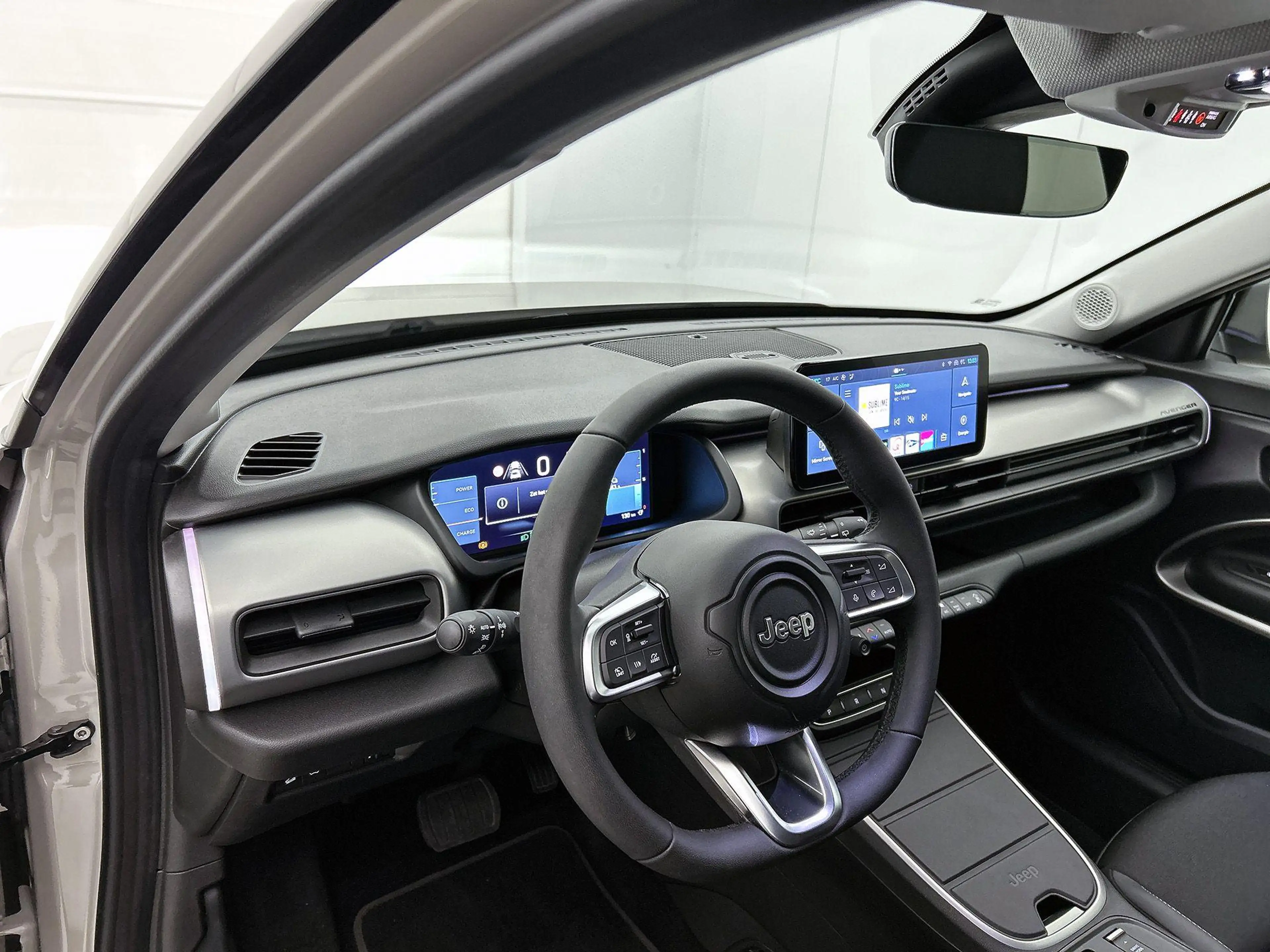 Jeep Avenger 156pk Summit 54 kWh Automaat | Elektrische Klep | — photo 11