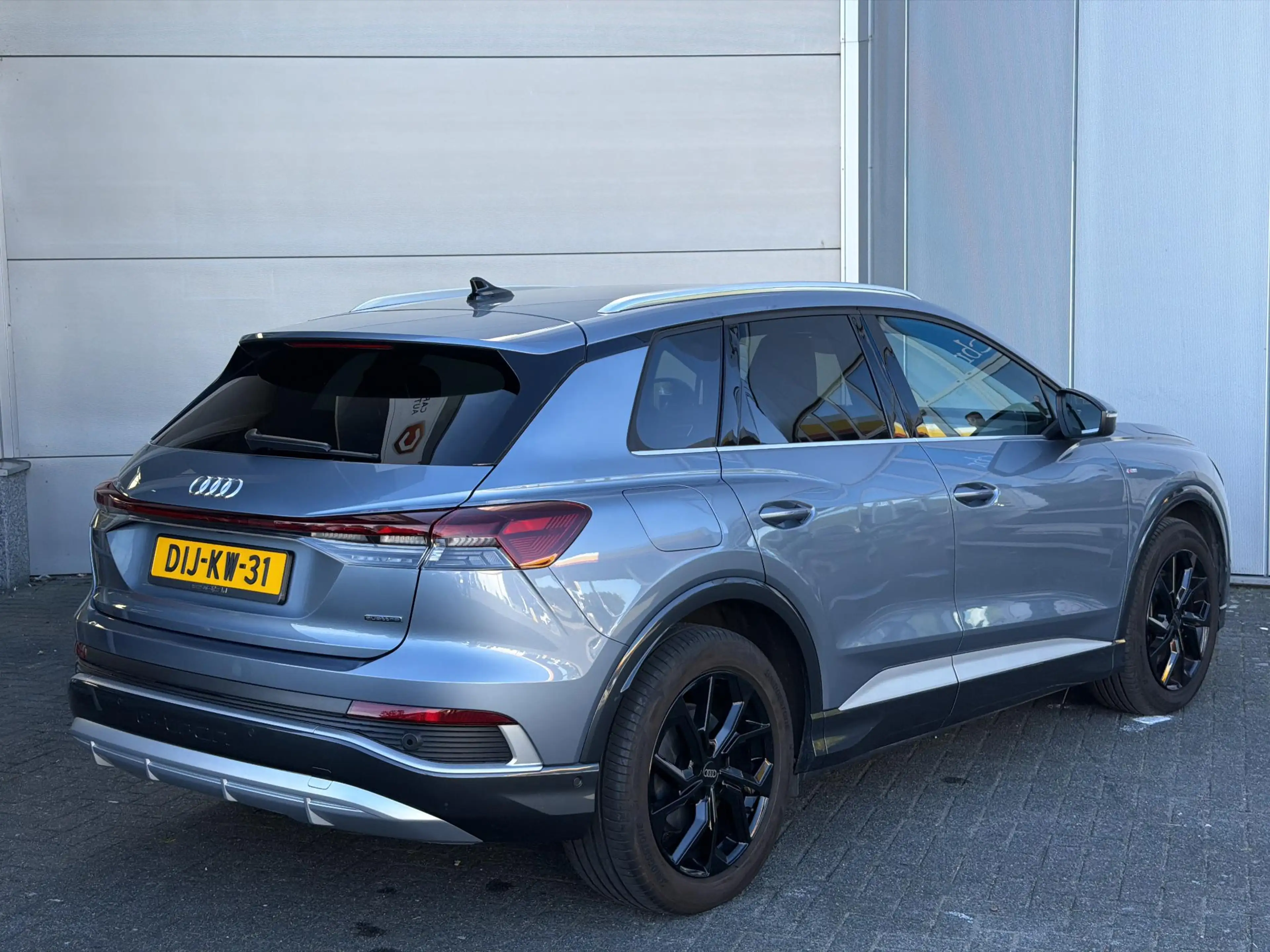 Audi Q4 e-tron 50 quattro Advanced edition 77 kWh S-line — photo 2