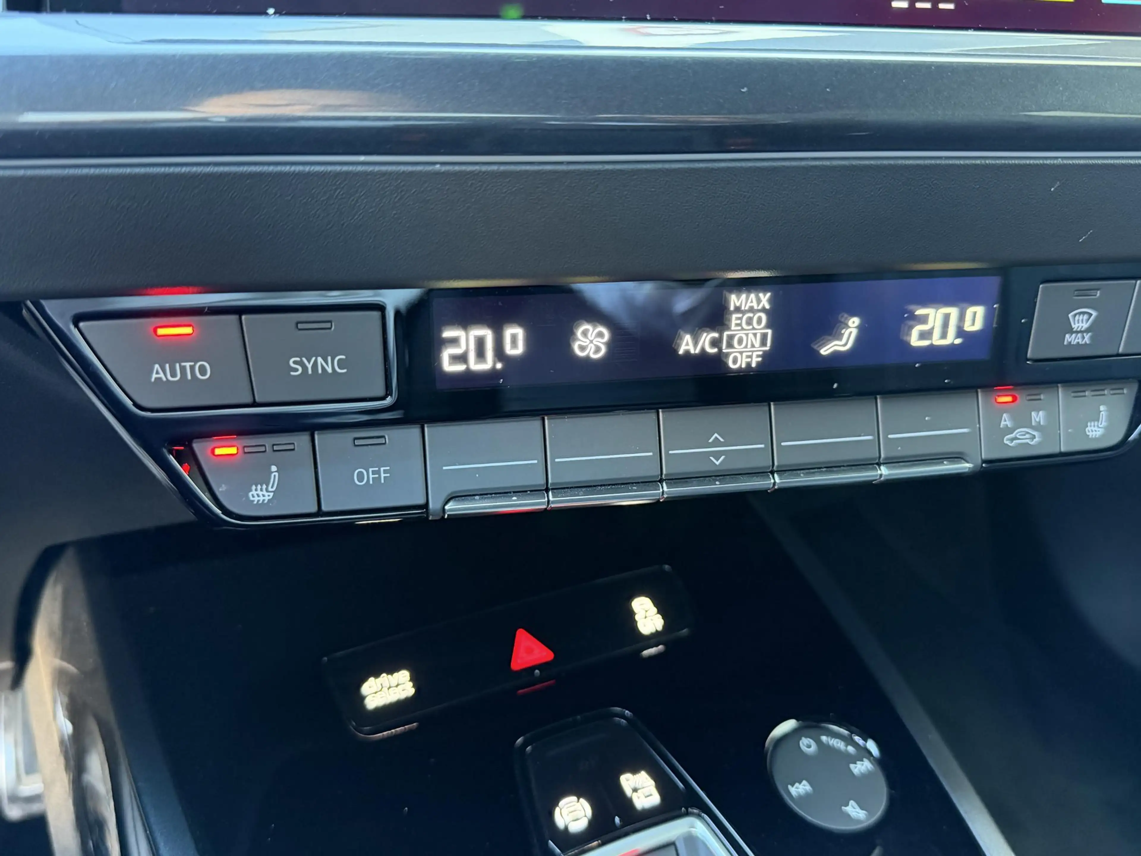 Audi Q4 e-tron 50 quattro Advanced edition 77 kWh S-line — photo 22