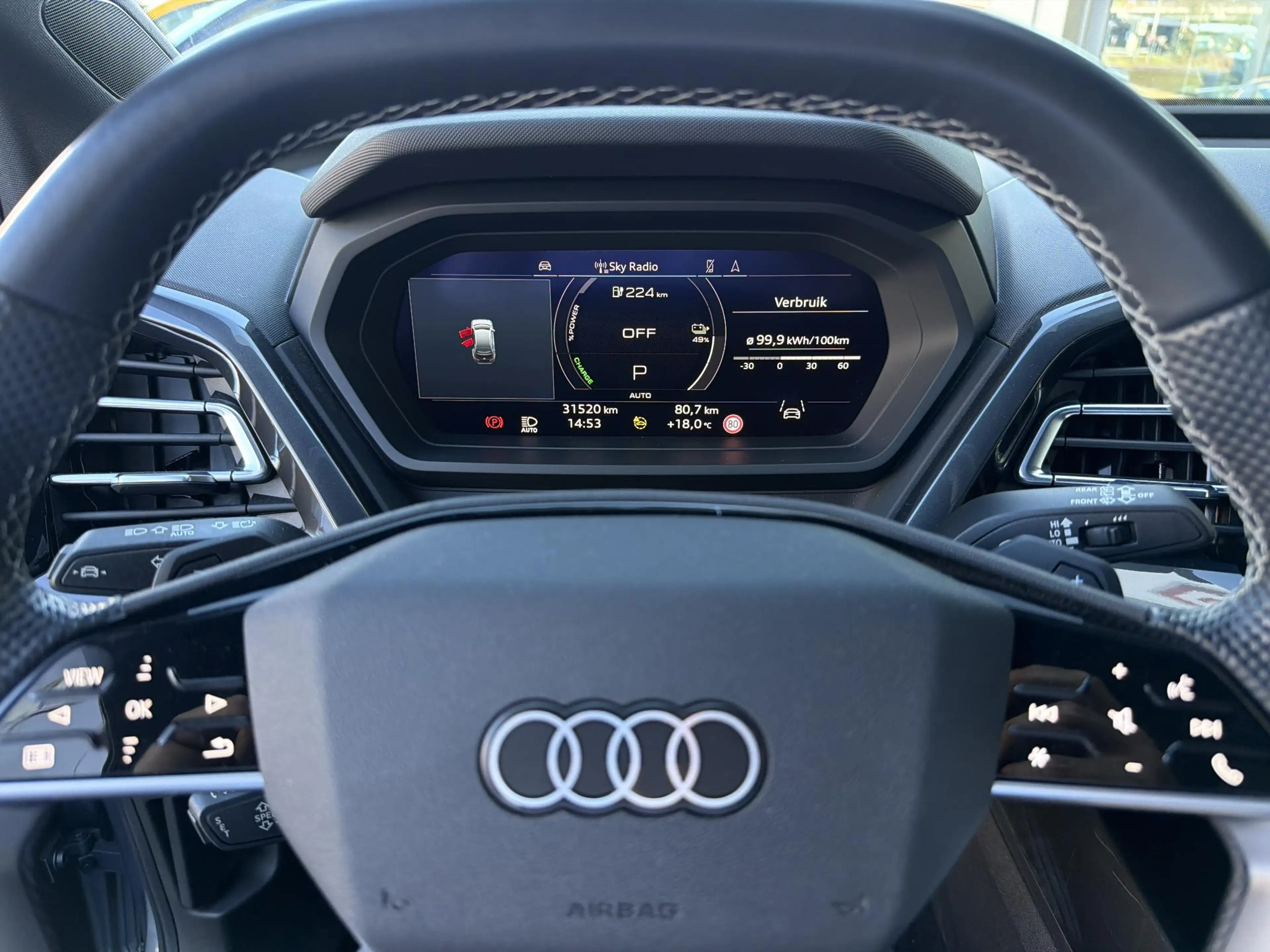 Audi Q4 e-tron 50 quattro Advanced edition 77 kWh S-line — photo 11