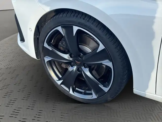 Cupra Leon view 7