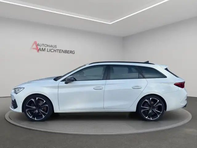 Cupra Leon view 2