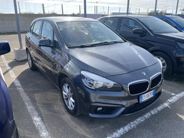 BMW 218 Active Tourer 218d Active Tourer Luxury auto