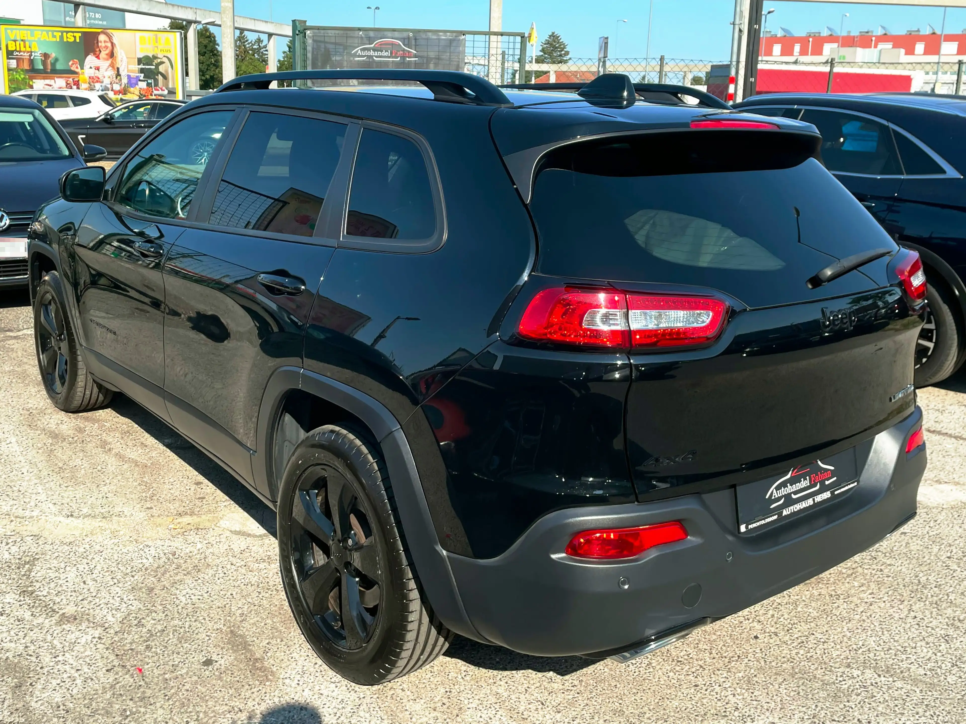 Jeep Cherokee 2,2 MultiJet II AWD NightEagle Aut. 200PS Pi.10/26 — photo 3