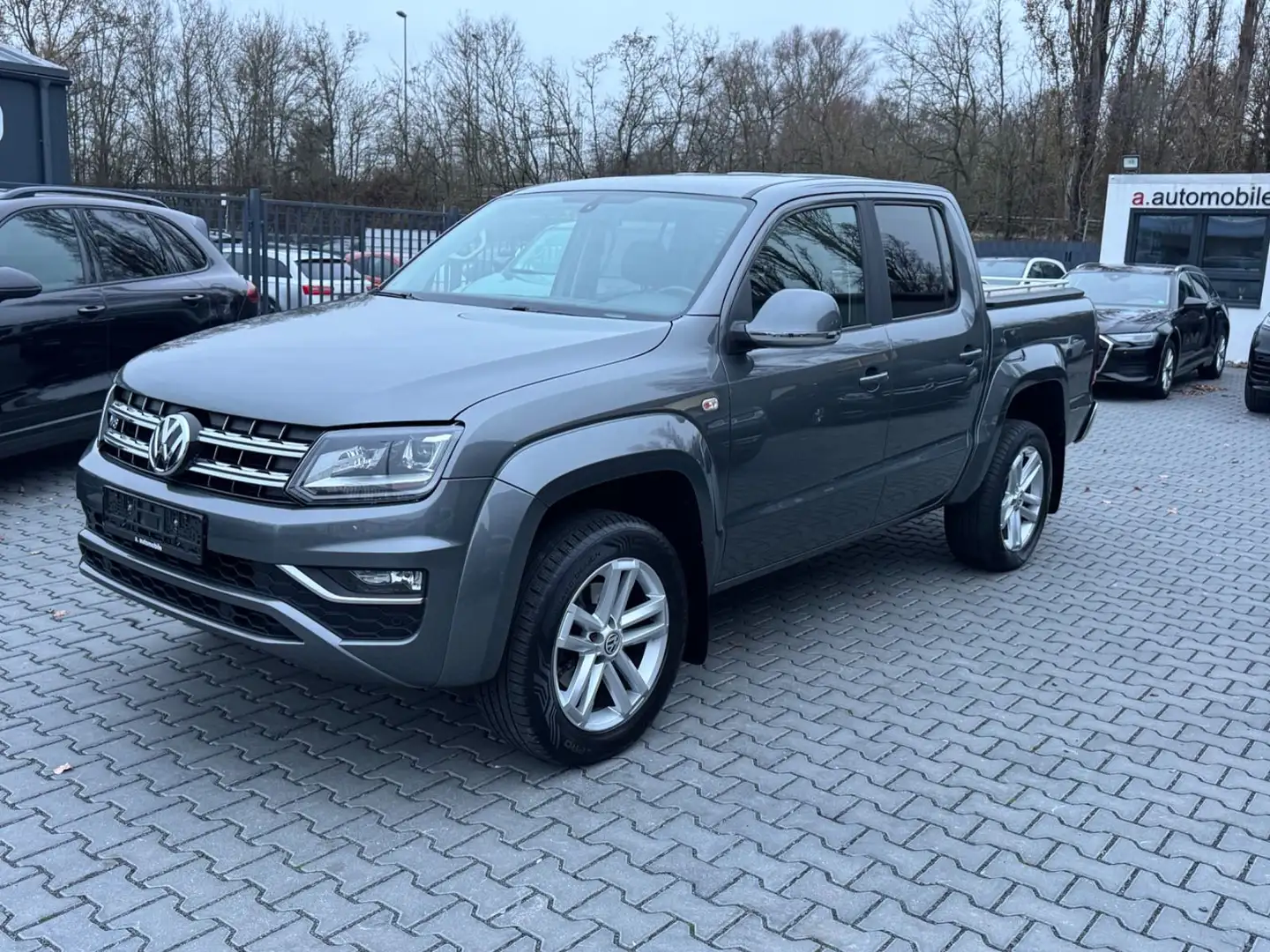 Volkswagen Amarok 3.0 TDI Highline DoubleCab 4Motion NAVI*AUTOM Szary - 1