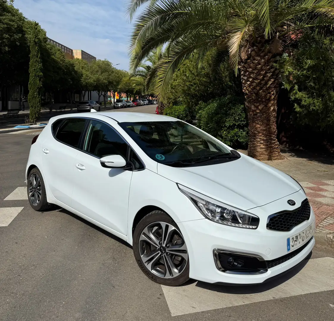 Kia Ceed / cee'd Cee´d 1.6CRDI VGT x-Tech17 136 - 1