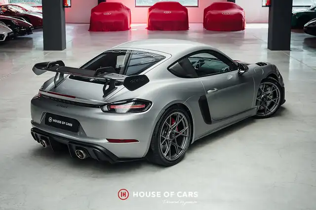 Porsche 718 view 7