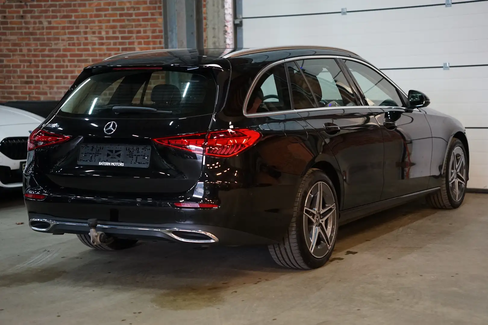 Mercedes-Benz C 300 e Avantgarde Pano dak in Hybride Benzine Garantie Zwart - 2