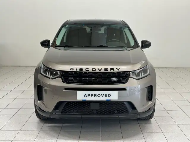 Land Rover Discovery Sport view 8