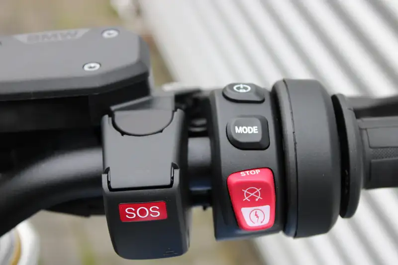 BMW R 1300 R - foto 8