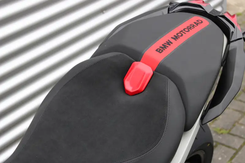 BMW R 1300 R - foto 4