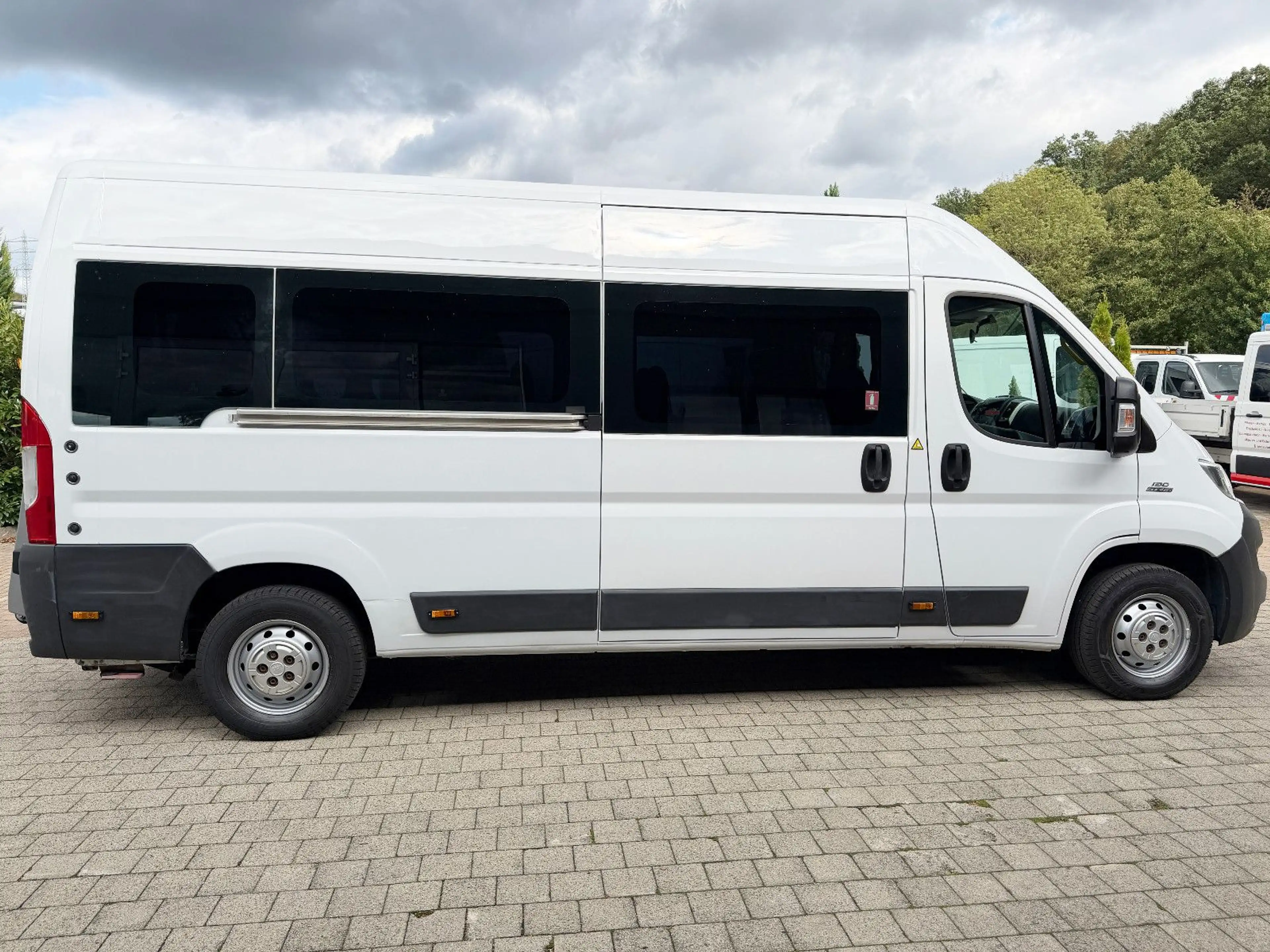 Fiat Ducato Kasten Bus 7-Sitze L3H2 Rollstuhlgerecht — photo 5
