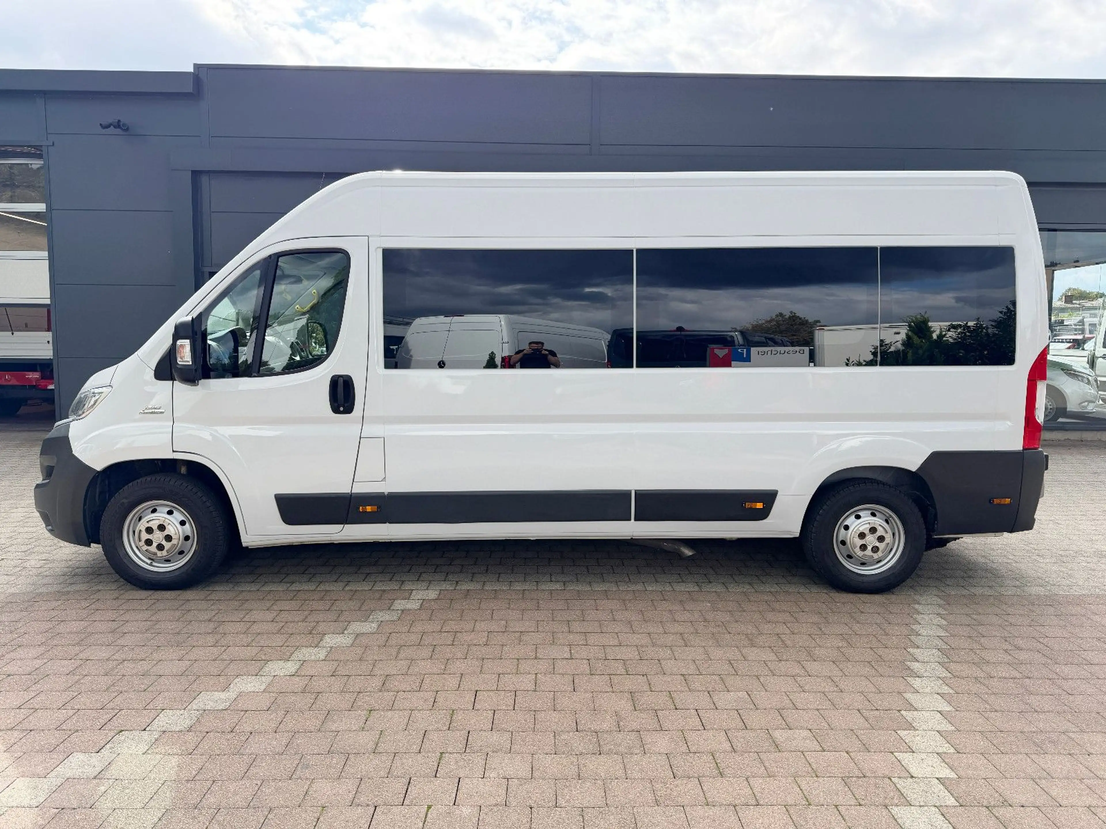 Fiat Ducato Kasten Bus 7-Sitze L3H2 Rollstuhlgerecht — photo 9