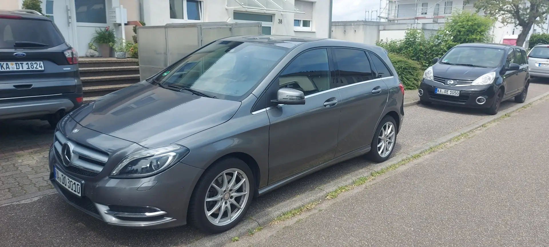 Mercedes-Benz B 220 4Matic 7G-DCT - 1