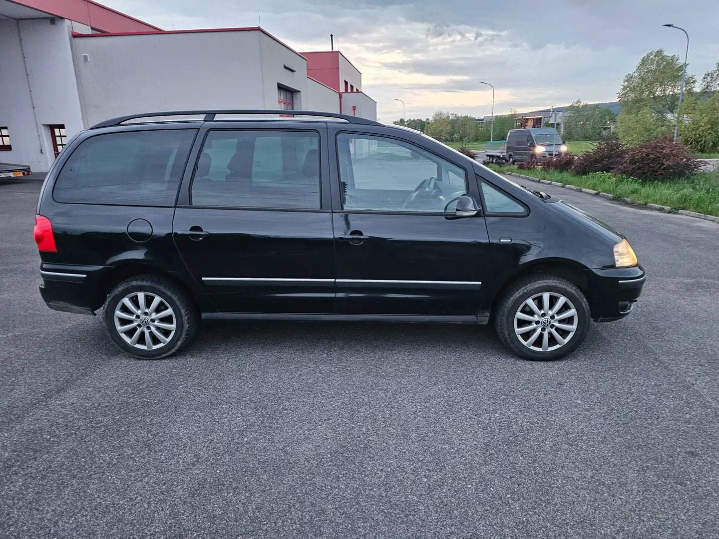 Volkswagen Sharan Sharan Comfortline TDI Comfortline Schwarz - 1