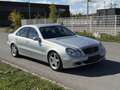 Mercedes-Benz E 500 Elegance 4MATIC Tüv Neu 8/27 + 4 Mon - thumbnail 3