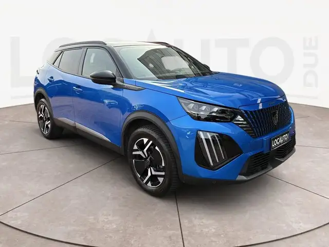 Peugeot 2008 view 3