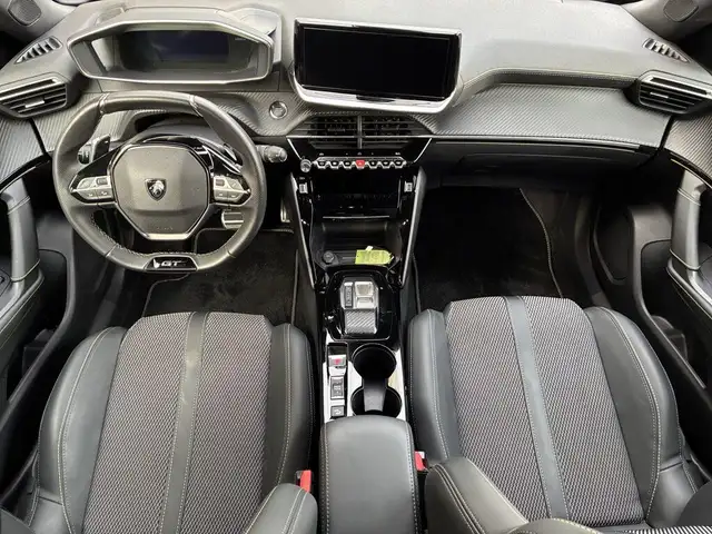 Peugeot 2008 view 6