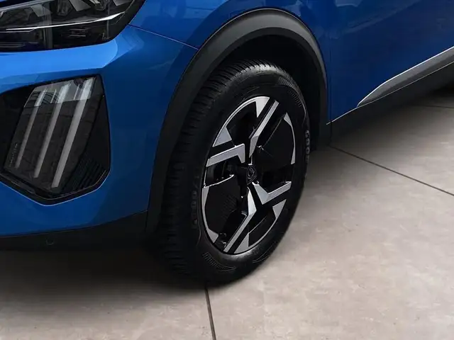 Peugeot 2008 view 15