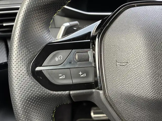 Peugeot 2008 view 13