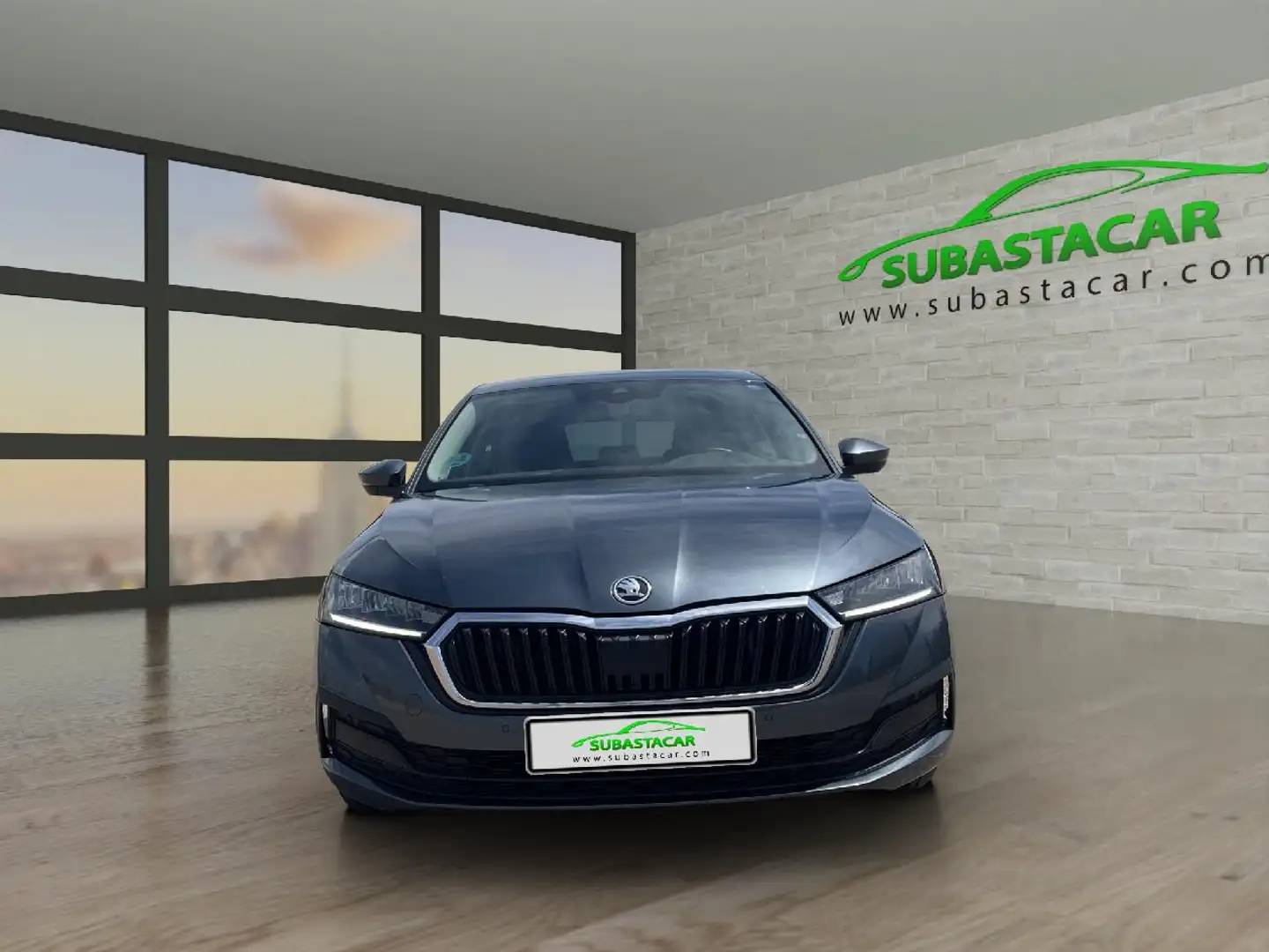 Skoda Octavia 2.0TDI Ambition DSG 110kW Gris - 2