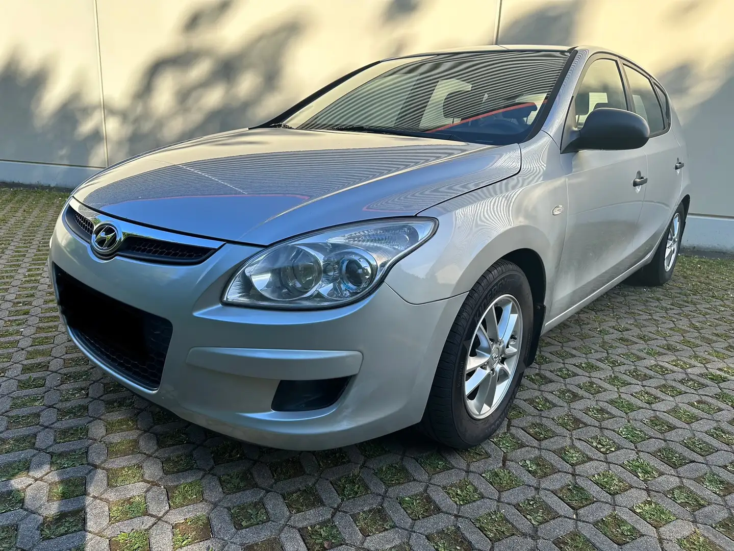 Hyundai i30 1.4 blue drive Classic HU-SERVICE-NEU Gris - 1