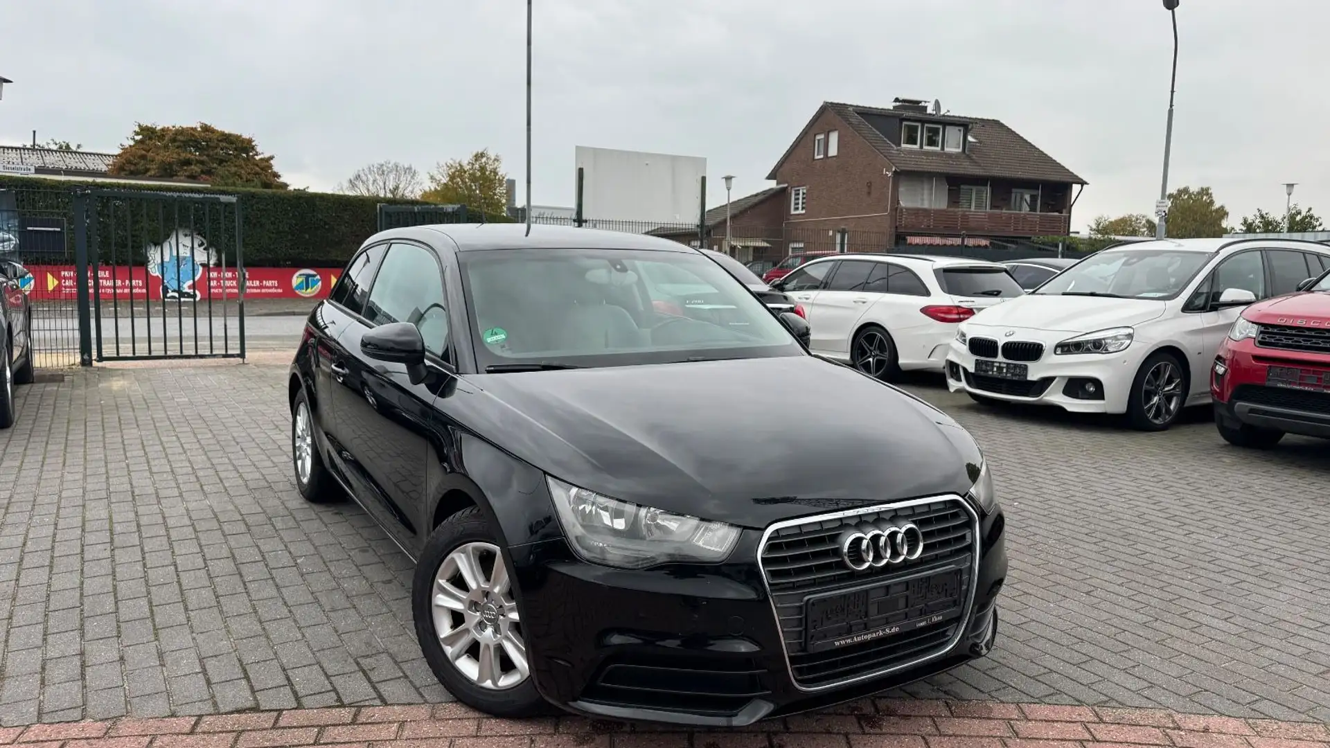 Audi A1 attraction 1.6 TDI | KLIMA | EURO5 | PDC Noir - 1