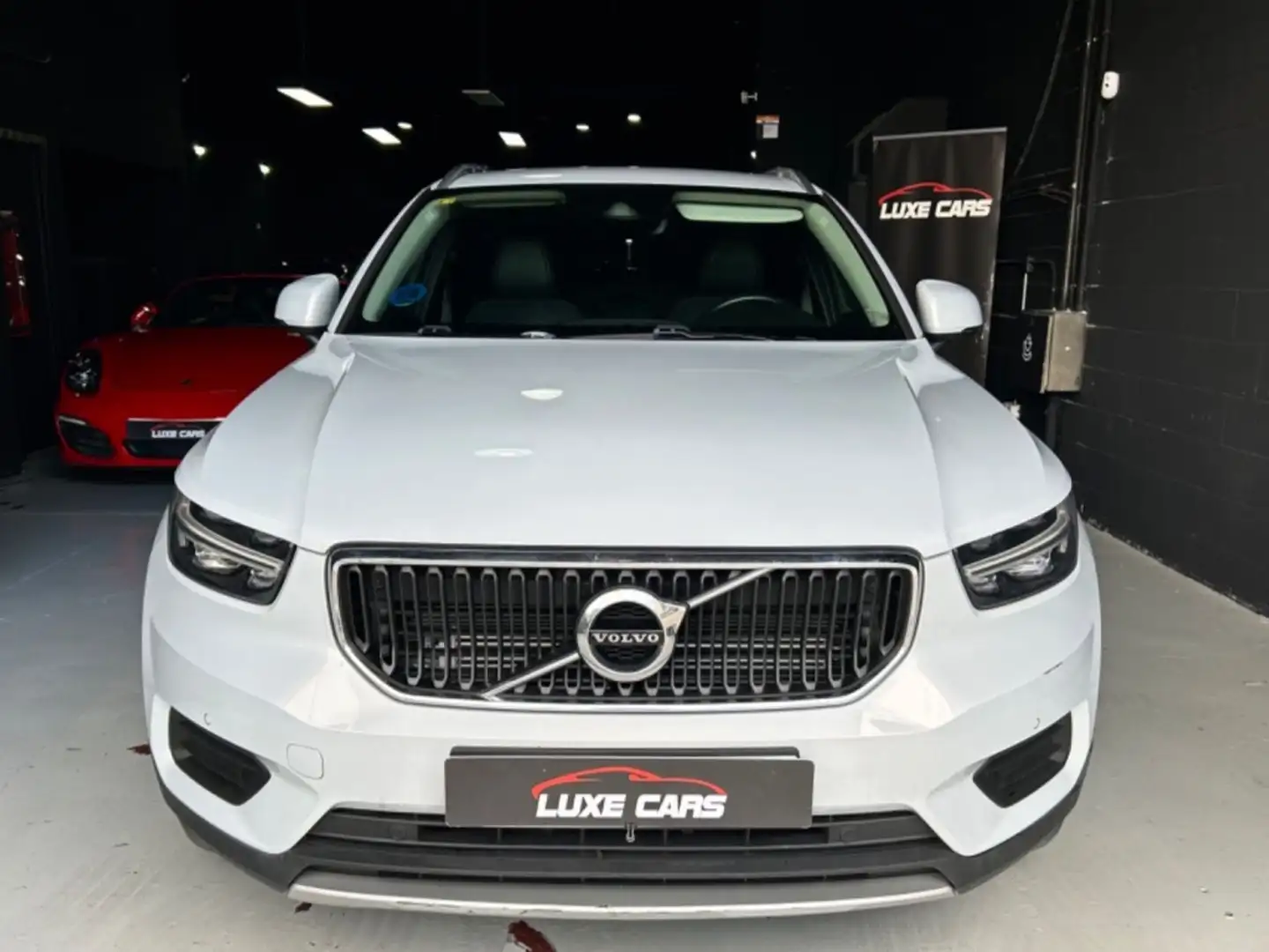 Volvo XC40 T5 Twin Business Plus Aut. Wit - 2