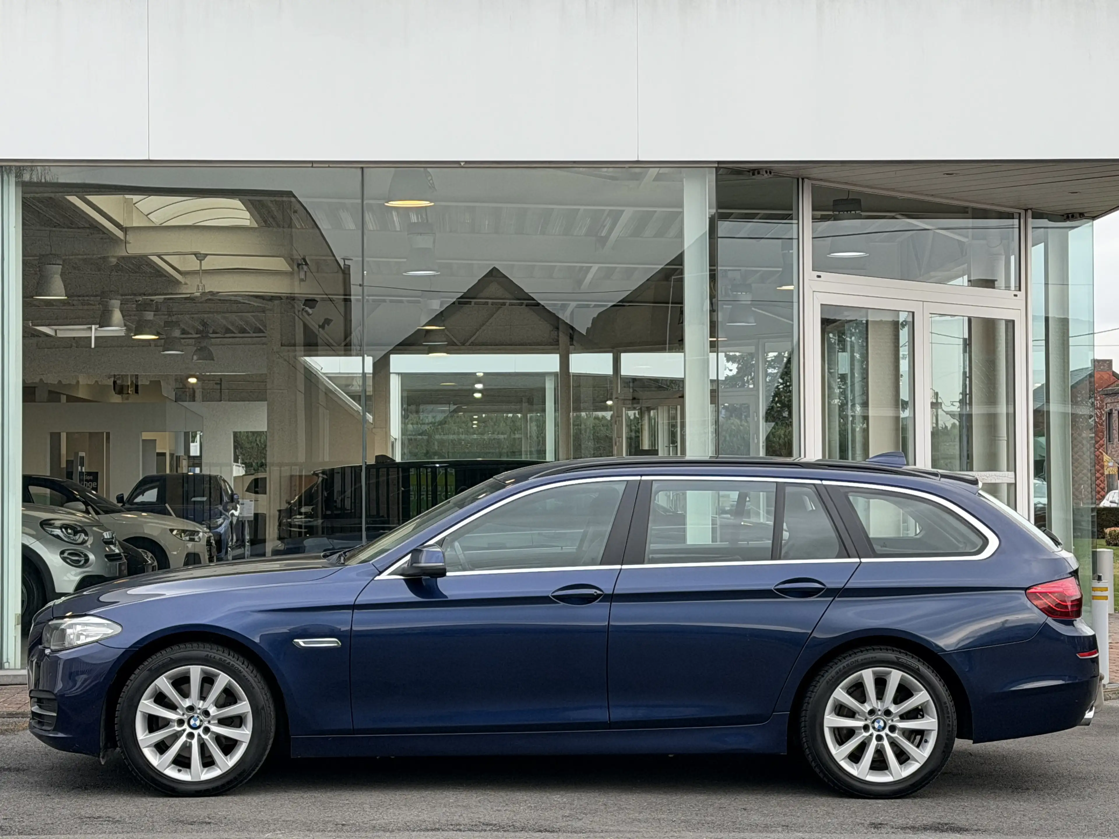 BMW 518 dA Touring * Euro 6b * Marchand ou Export * — photo 5