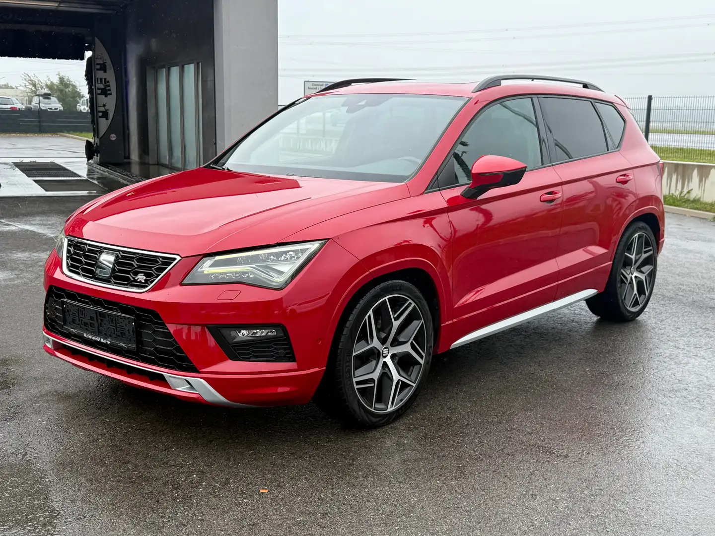 SEAT Ateca FR 4Drive*Panorama*DSG*LED*ACC* Rot - 1