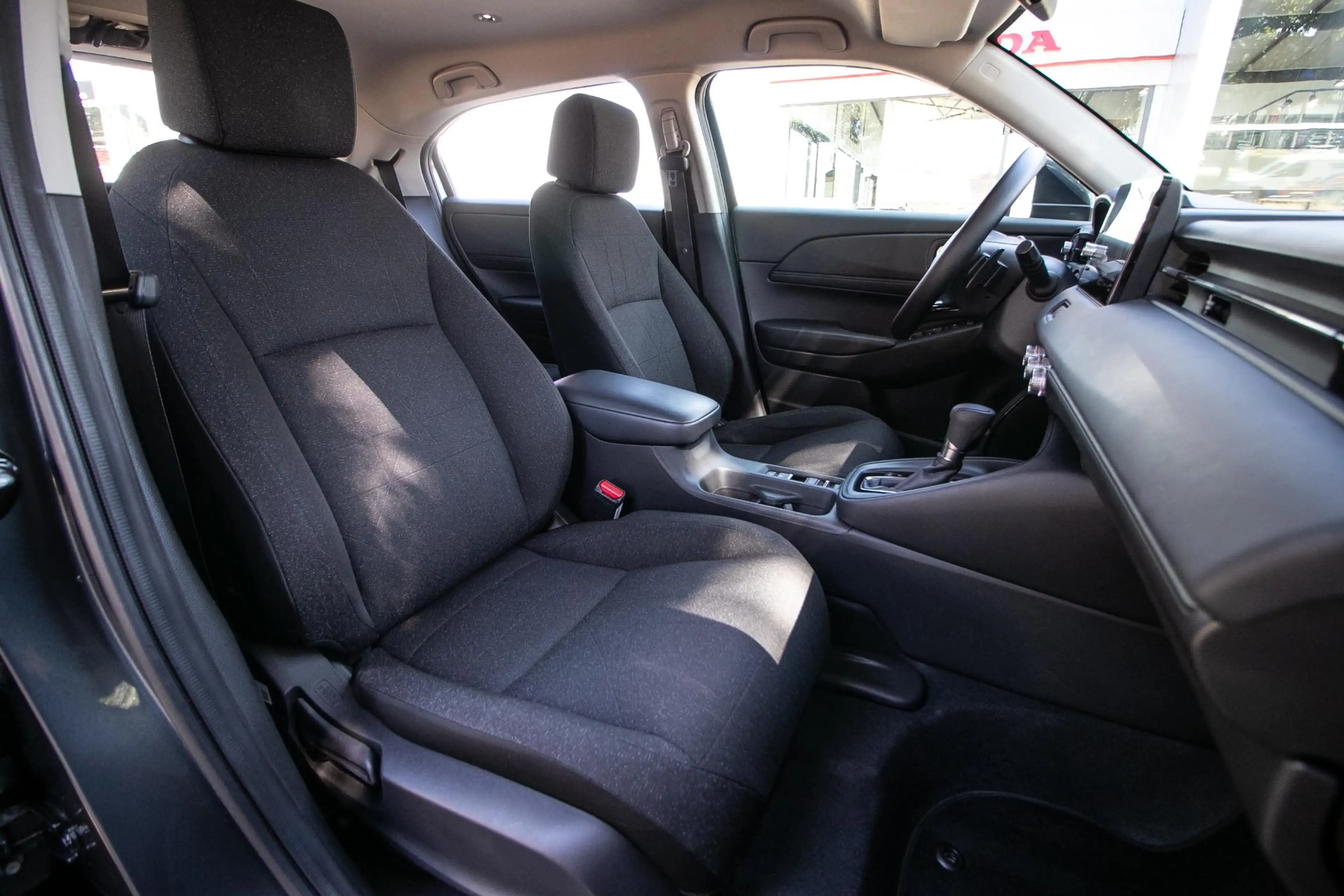 Honda HR-V 1.5 e:HEV Elegance - Trekhaak afneembaar — photo 6