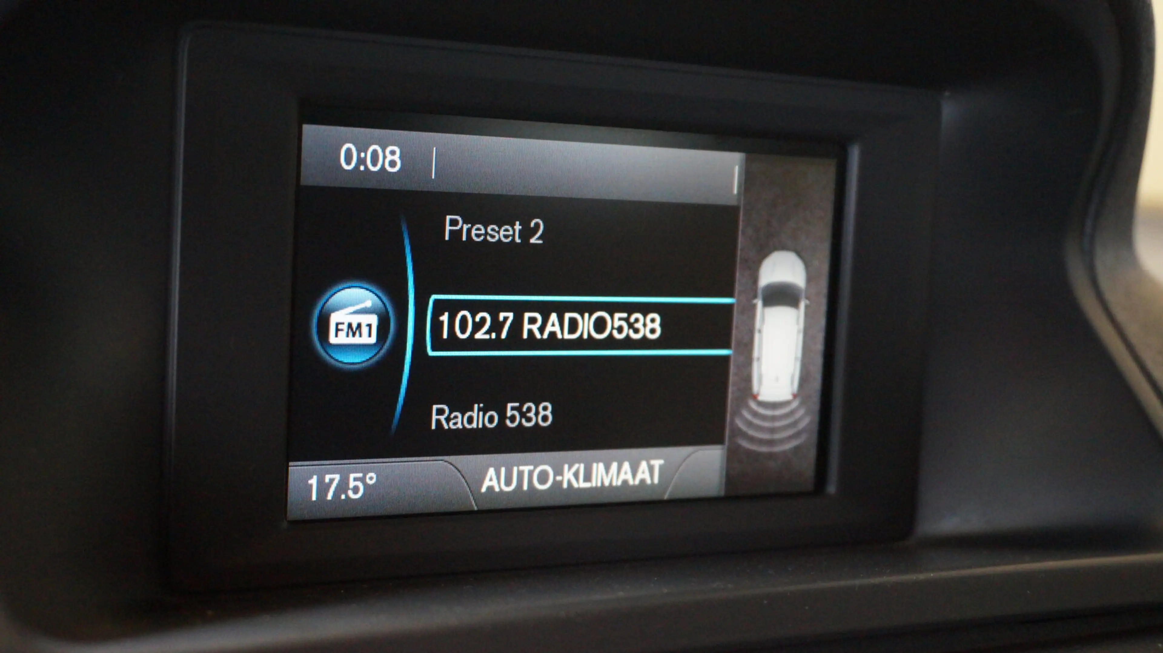 Volvo V70 2.0 T5 Summum — photo 11