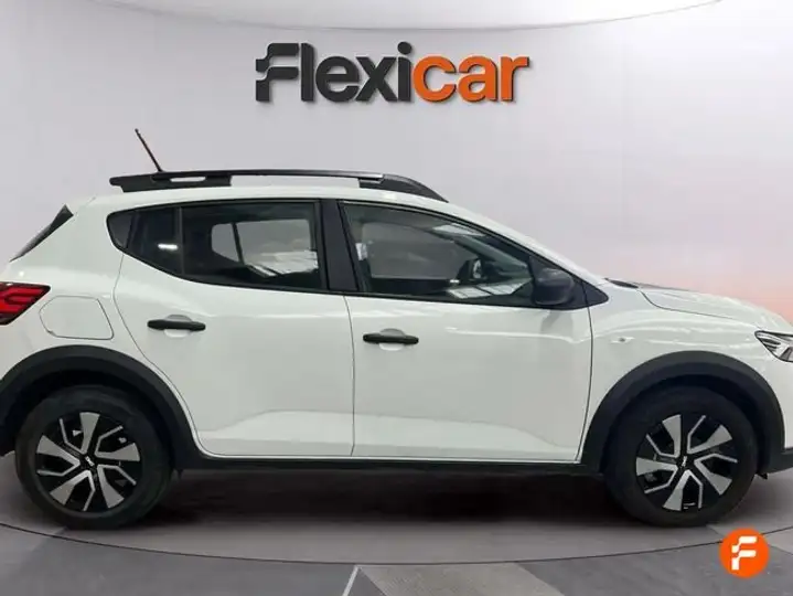 Dacia Sandero Essential ECO-G 2025, foto 4
