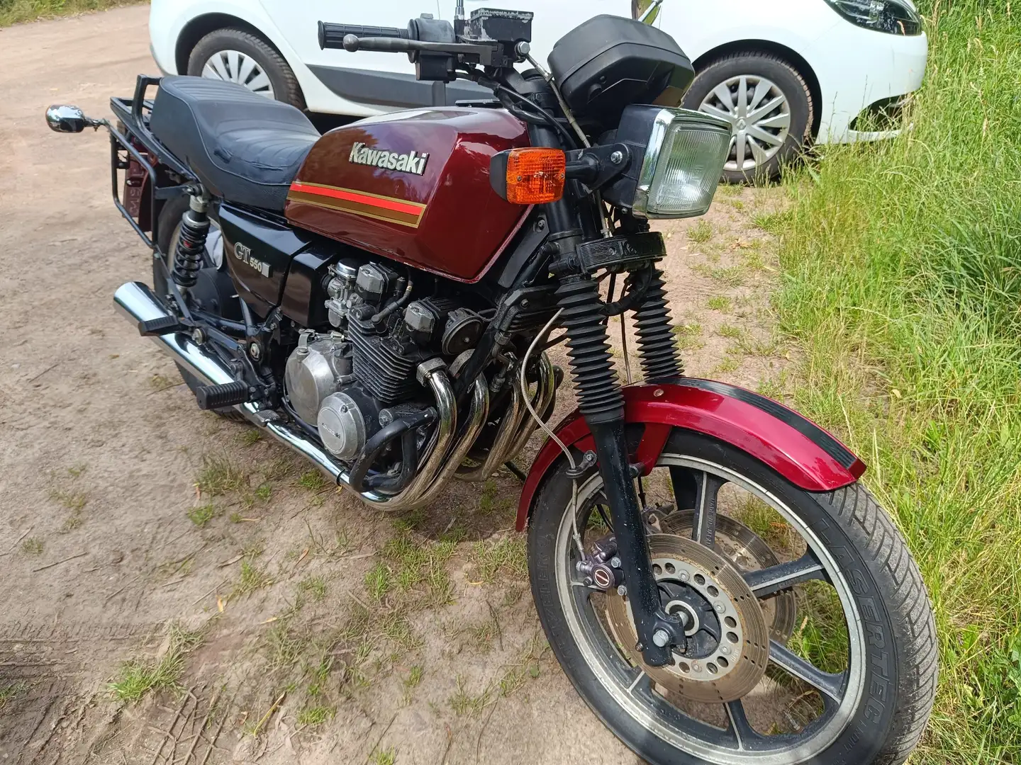 Kawasaki GT 550 Rouge - 1