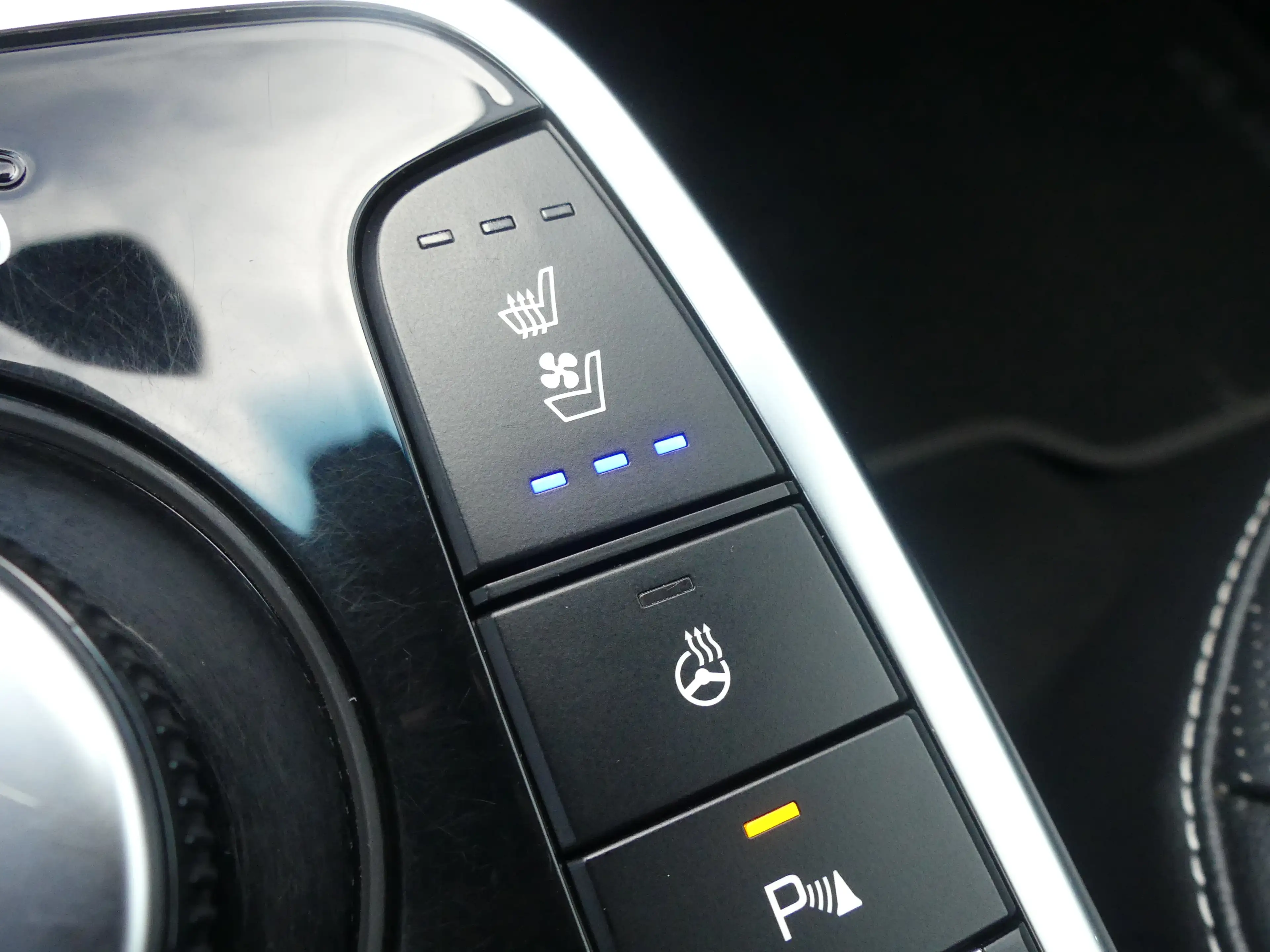 Kia e-Niro ExecutiveLine 64 kWh | TREKHAAK | ADAPTIVE CRUISE — photo 13