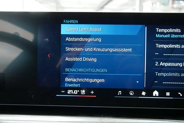 BMW M5 *AHK/Pano/Sitzlüftung/B&W Sound/360°/ACC/Individuallack* Ansicht 27