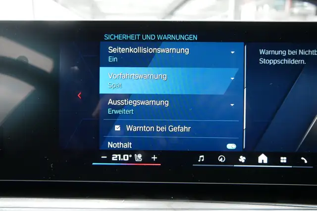 BMW M5 *AHK/Pano/Sitzlüftung/B&W Sound/360°/ACC/Individuallack* Ansicht 26